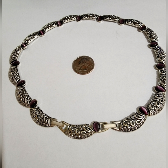 Vintage Avon Purple Catseye Necklace - Picture 5 of 6
